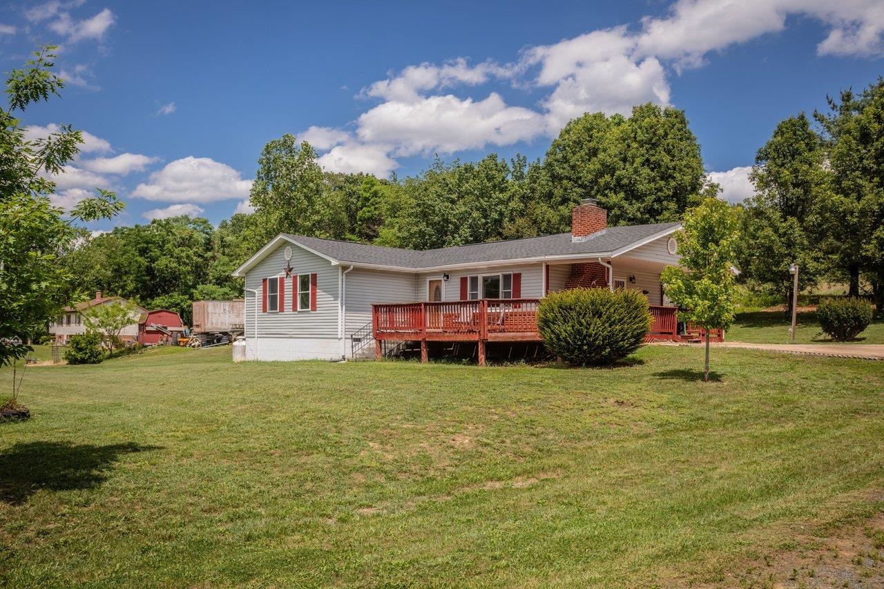 1627 BARBERSHOP RD, EDINBURG, Virginia 22824, 3 Bedrooms Bedrooms, ,2 BathroomsBathrooms,Residential,1627 BARBERSHOP RD,678667 MLS # 678667