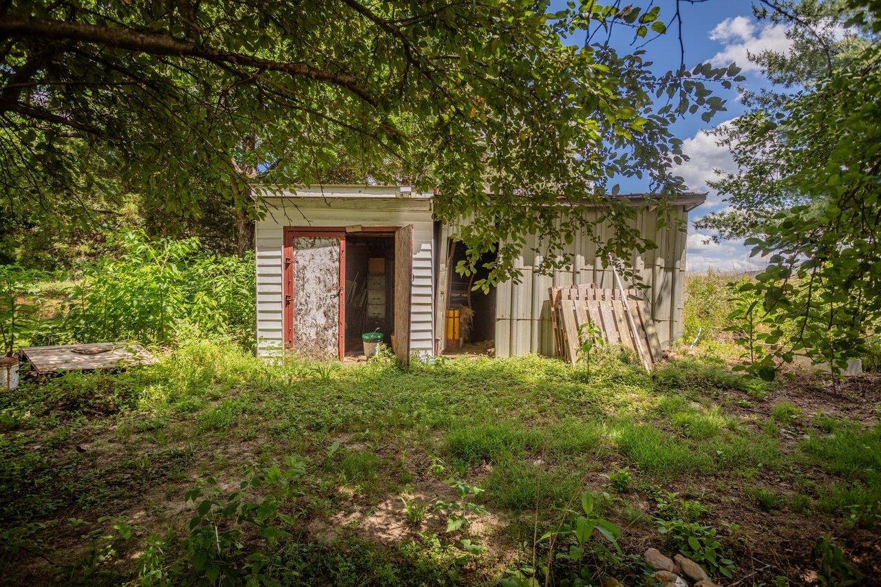 1627 BARBERSHOP RD, EDINBURG, Virginia 22824, 3 Bedrooms Bedrooms, ,2 BathroomsBathrooms,Residential,1627 BARBERSHOP RD,678667 MLS # 678667
