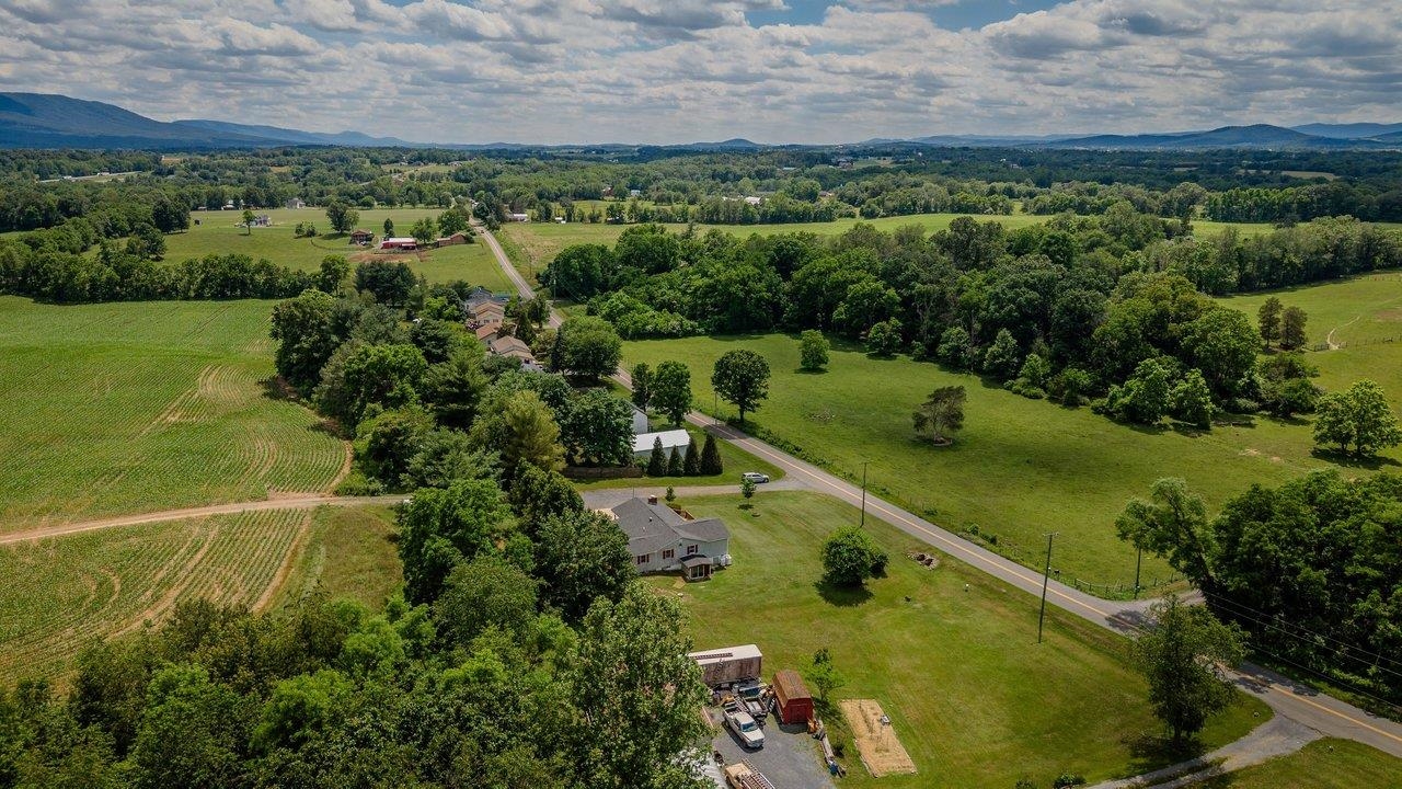 1627 BARBERSHOP RD, EDINBURG, Virginia 22824, 3 Bedrooms Bedrooms, ,2 BathroomsBathrooms,Residential,1627 BARBERSHOP RD,678667 MLS # 678667