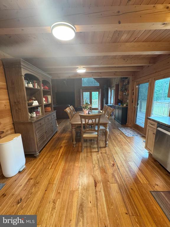 10409 TREATY CT, SPOTSYLVANIA, Virginia 22553, 5 Bedrooms Bedrooms, ,3 BathroomsBathrooms,Residential,10409 TREATY CT,VASP2042156 MLS # VASP2042156 10409 TREATY CT, SPOTSYLVANIA, Virginia 22553, 5 Bedrooms Bedrooms, ,3 BathroomsBathrooms,Residential,10409 TREATY CT,VASP2042156 MLS # VASP2042156