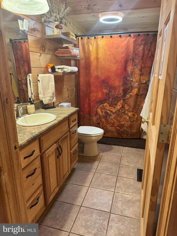 10409 TREATY CT, SPOTSYLVANIA, Virginia 22553, 5 Bedrooms Bedrooms, ,3 BathroomsBathrooms,Residential,10409 TREATY CT,VASP2042156 MLS # VASP2042156 10409 TREATY CT, SPOTSYLVANIA, Virginia 22553, 5 Bedrooms Bedrooms, ,3 BathroomsBathrooms,Residential,10409 TREATY CT,VASP2042156 MLS # VASP2042156