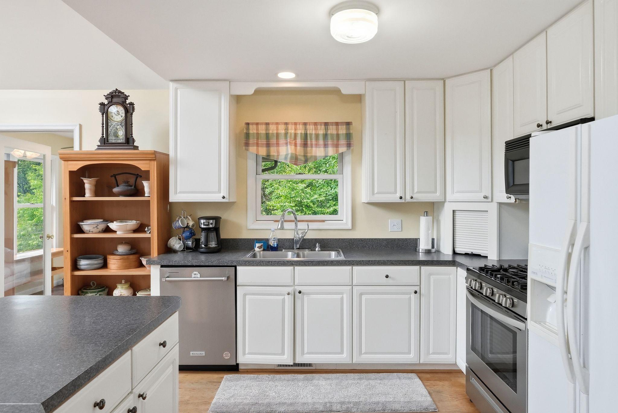 2411 QUAKER RUN RD, BANCO, Virginia 22711, 3 Bedrooms Bedrooms, ,3 BathroomsBathrooms,Residential,2411 QUAKER RUN RD,VAMA2002816 MLS # VAMA2002816 2411 QUAKER RUN RD, BANCO, Virginia 22711, 3 Bedrooms Bedrooms, ,3 BathroomsBathrooms,Residential,2411 QUAKER RUN RD,VAMA2002816 MLS # VAMA2002816