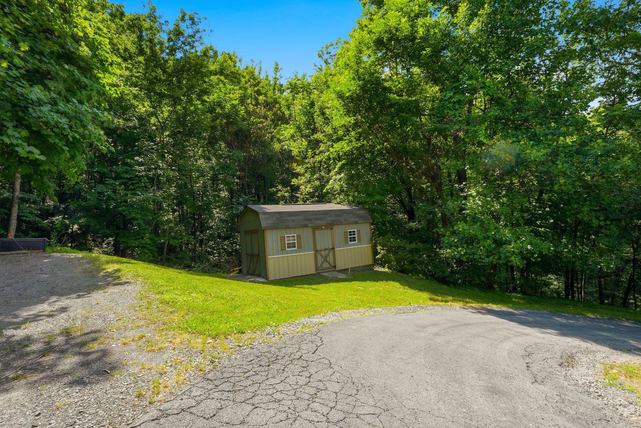 2411 QUAKER RUN RD, BANCO, Virginia 22711, 3 Bedrooms Bedrooms, ,3 BathroomsBathrooms,Residential,2411 QUAKER RUN RD,VAMA2002816 MLS # VAMA2002816 2411 QUAKER RUN RD, BANCO, Virginia 22711, 3 Bedrooms Bedrooms, ,3 BathroomsBathrooms,Residential,2411 QUAKER RUN RD,VAMA2002816 MLS # VAMA2002816