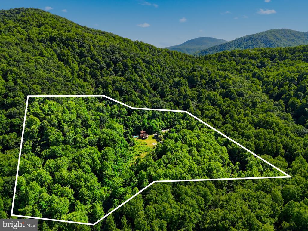 2411 QUAKER RUN RD, BANCO, Virginia 22711, 3 Bedrooms Bedrooms, ,3 BathroomsBathrooms,Residential,2411 QUAKER RUN RD,VAMA2002816 MLS # VAMA2002816 2411 QUAKER RUN RD, BANCO, Virginia 22711, 3 Bedrooms Bedrooms, ,3 BathroomsBathrooms,Residential,2411 QUAKER RUN RD,VAMA2002816 MLS # VAMA2002816