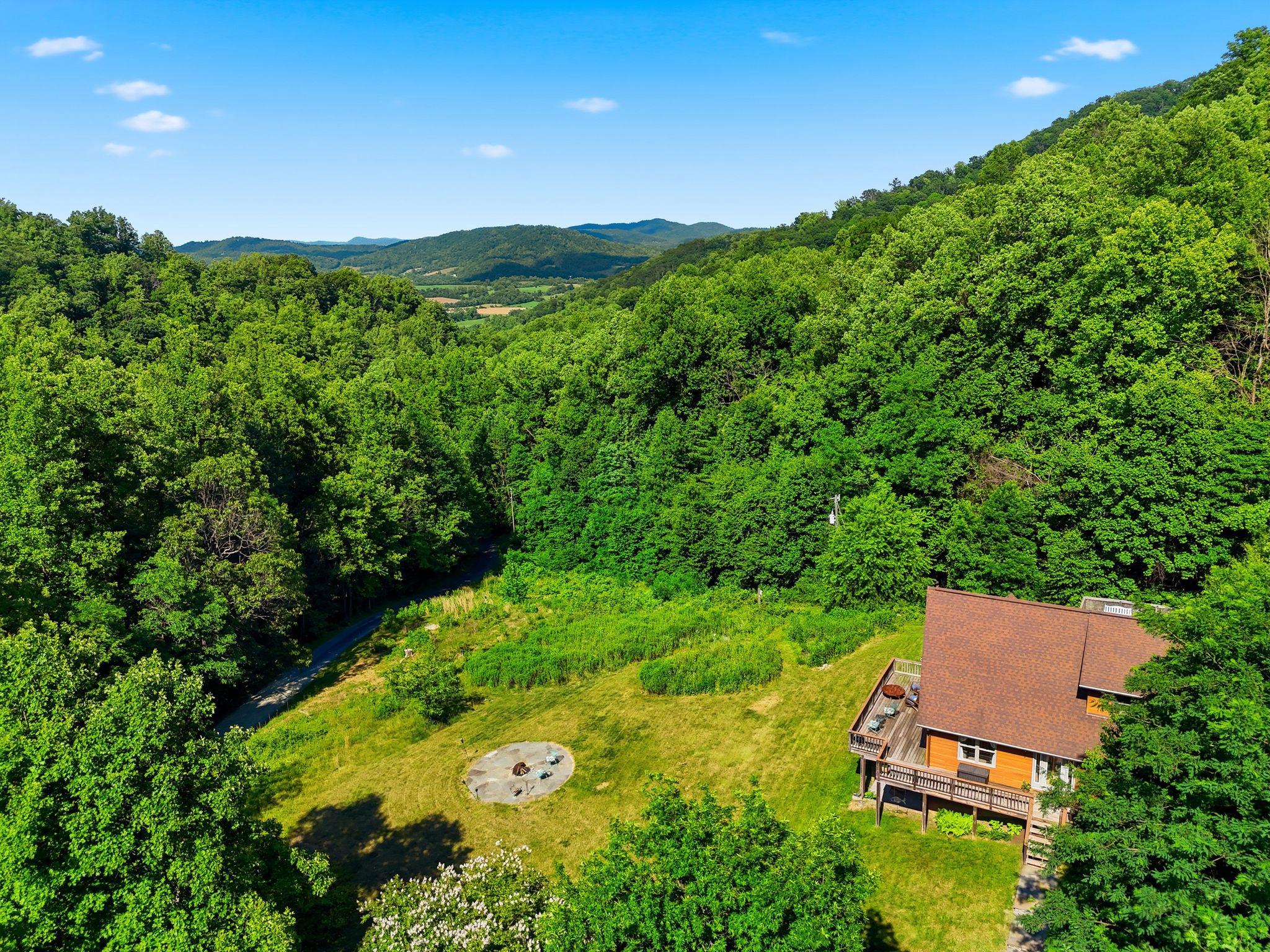 2411 QUAKER RUN RD, BANCO, Virginia 22711, 3 Bedrooms Bedrooms, ,3 BathroomsBathrooms,Residential,2411 QUAKER RUN RD,VAMA2002816 MLS # VAMA2002816 2411 QUAKER RUN RD, BANCO, Virginia 22711, 3 Bedrooms Bedrooms, ,3 BathroomsBathrooms,Residential,2411 QUAKER RUN RD,VAMA2002816 MLS # VAMA2002816