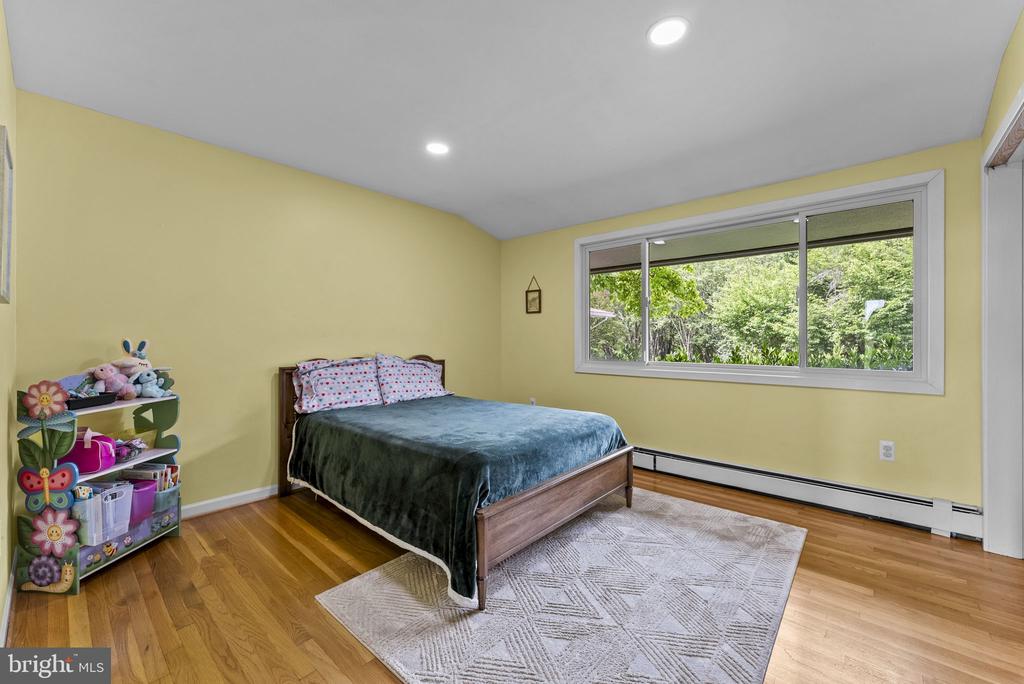 5114 LAUREL LN, BROAD RUN, Virginia 20137, 5 Bedrooms Bedrooms, ,4 BathroomsBathrooms,Residential,5114 LAUREL LN,VAFQ2022448 MLS # VAFQ2022448