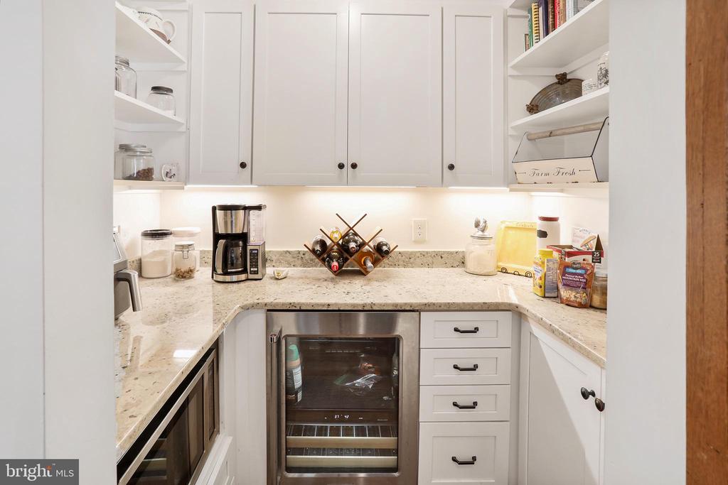 3411 FENNY HILL RD, DELAPLANE, Virginia 20144, 5 Bedrooms Bedrooms, ,3 BathroomsBathrooms,Residential,3411 FENNY HILL RD,VAFQ2022490 MLS # VAFQ2022490 3411 FENNY HILL RD, DELAPLANE, Virginia 20144, 5 Bedrooms Bedrooms, ,3 BathroomsBathrooms,Residential,3411 FENNY HILL RD,VAFQ2022490 MLS # VAFQ2022490