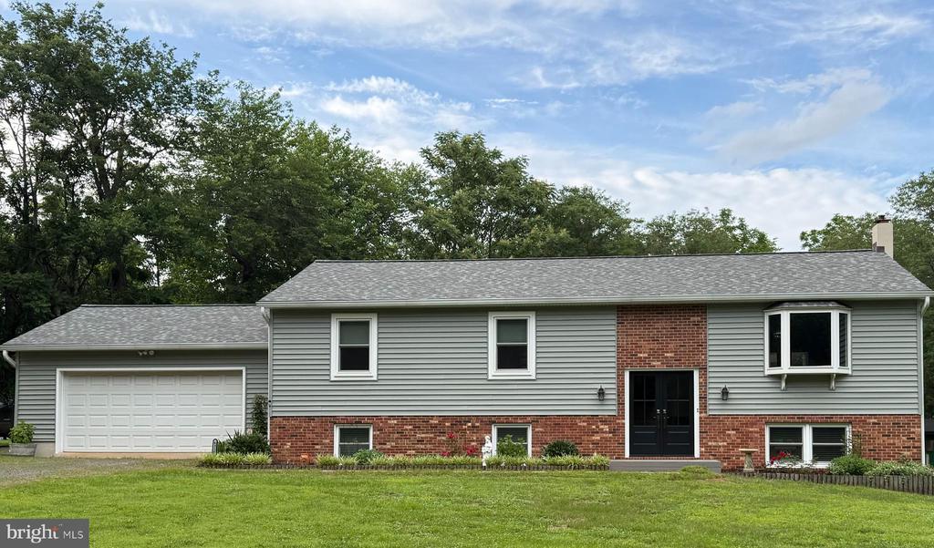 6318 MAYFIELD LN, WARRENTON, Virginia 20187, 4 Bedrooms Bedrooms, ,2 BathroomsBathrooms,Residential,6318 MAYFIELD LN,VAFQ2022604 MLS # VAFQ2022604 6318 MAYFIELD LN, WARRENTON, Virginia 20187, 4 Bedrooms Bedrooms, ,2 BathroomsBathrooms,Residential,6318 MAYFIELD LN,VAFQ2022604 MLS # VAFQ2022604