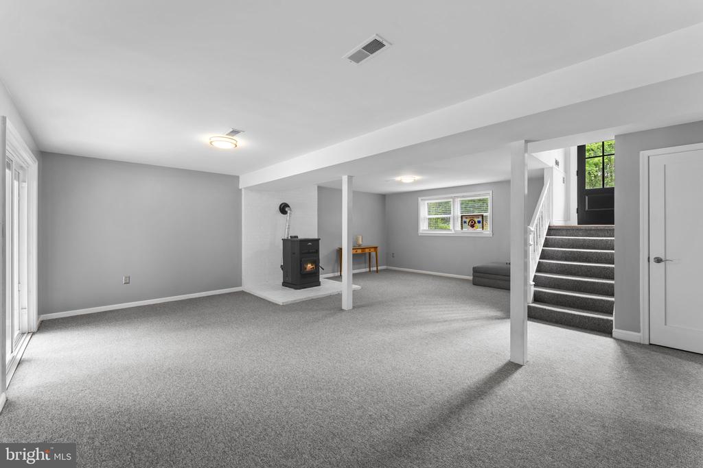 6318 MAYFIELD LN, WARRENTON, Virginia 20187, 4 Bedrooms Bedrooms, ,2 BathroomsBathrooms,Residential,6318 MAYFIELD LN,VAFQ2022604 MLS # VAFQ2022604 6318 MAYFIELD LN, WARRENTON, Virginia 20187, 4 Bedrooms Bedrooms, ,2 BathroomsBathrooms,Residential,6318 MAYFIELD LN,VAFQ2022604 MLS # VAFQ2022604