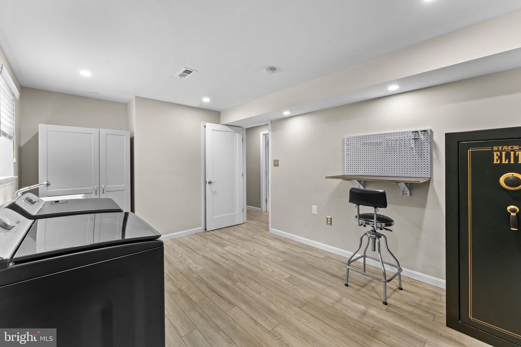 6318 MAYFIELD LN, WARRENTON, Virginia 20187, 4 Bedrooms Bedrooms, ,2 BathroomsBathrooms,Residential,6318 MAYFIELD LN,VAFQ2022604 MLS # VAFQ2022604 6318 MAYFIELD LN, WARRENTON, Virginia 20187, 4 Bedrooms Bedrooms, ,2 BathroomsBathrooms,Residential,6318 MAYFIELD LN,VAFQ2022604 MLS # VAFQ2022604