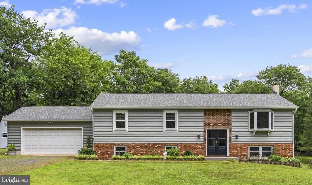 6318 MAYFIELD LN, WARRENTON, Virginia 20187, 4 Bedrooms Bedrooms, ,2 BathroomsBathrooms,Residential,6318 MAYFIELD LN,VAFQ2022604 MLS # VAFQ2022604 6318 MAYFIELD LN, WARRENTON, Virginia 20187, 4 Bedrooms Bedrooms, ,2 BathroomsBathrooms,Residential,6318 MAYFIELD LN,VAFQ2022604 MLS # VAFQ2022604