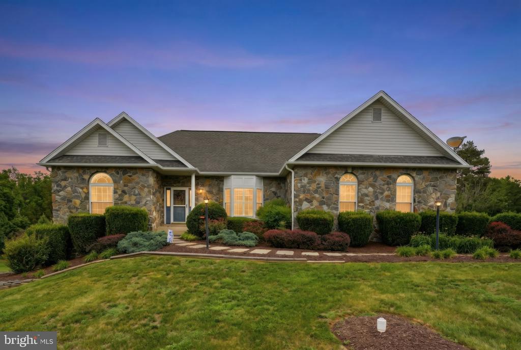 16082 LILY HILL WAY, CULPEPER, Virginia 22701, 3 Bedrooms Bedrooms, ,2 BathroomsBathrooms,Residential,16082 LILY HILL WAY,VACU2014082 MLS # VACU2014082 16082 LILY HILL WAY, CULPEPER, Virginia 22701, 3 Bedrooms Bedrooms, ,2 BathroomsBathrooms,Residential,16082 LILY HILL WAY,VACU2014082 MLS # VACU2014082