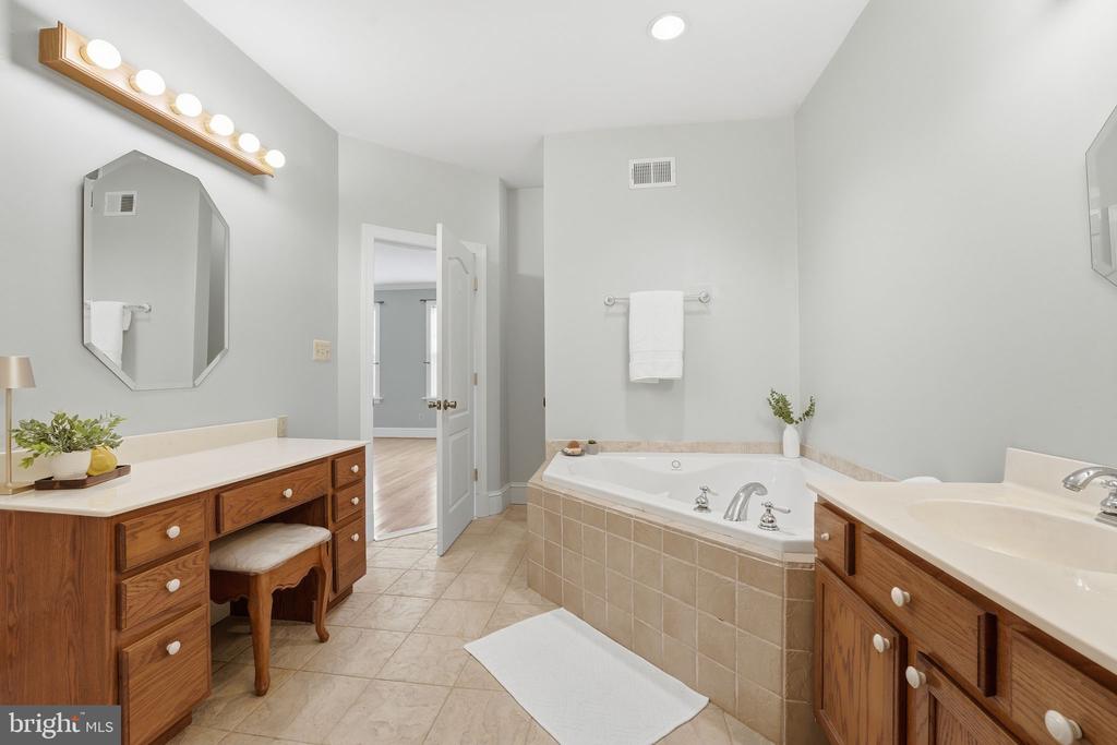 16082 LILY HILL WAY, CULPEPER, Virginia 22701, 3 Bedrooms Bedrooms, ,2 BathroomsBathrooms,Residential,16082 LILY HILL WAY,VACU2014082 MLS # VACU2014082 16082 LILY HILL WAY, CULPEPER, Virginia 22701, 3 Bedrooms Bedrooms, ,2 BathroomsBathrooms,Residential,16082 LILY HILL WAY,VACU2014082 MLS # VACU2014082