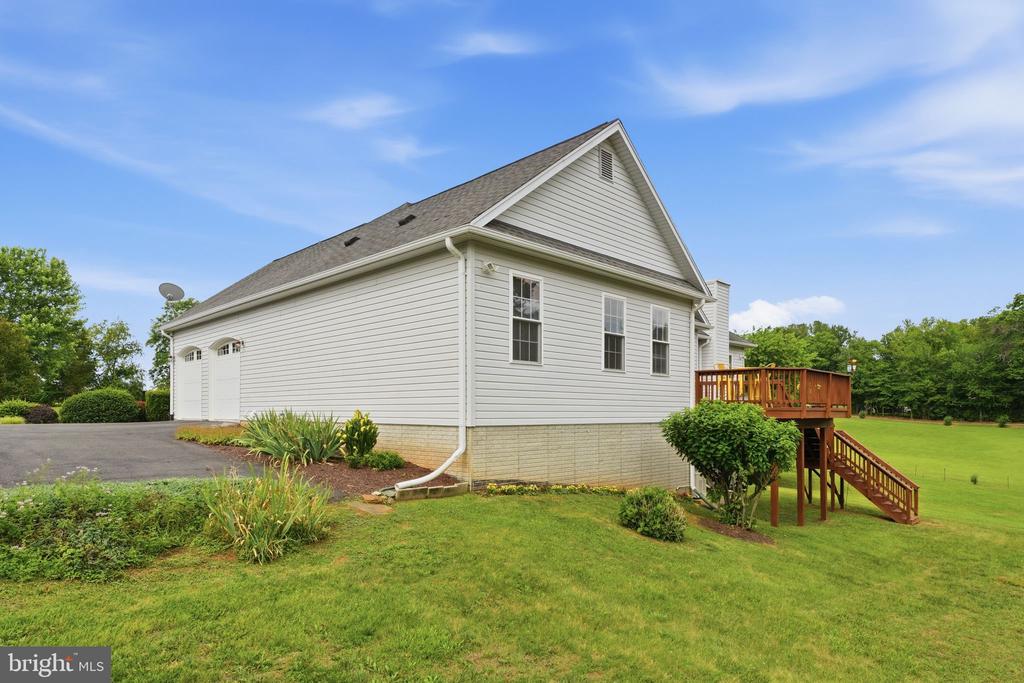 16082 LILY HILL WAY, CULPEPER, Virginia 22701, 3 Bedrooms Bedrooms, ,2 BathroomsBathrooms,Residential,16082 LILY HILL WAY,VACU2014082 MLS # VACU2014082 16082 LILY HILL WAY, CULPEPER, Virginia 22701, 3 Bedrooms Bedrooms, ,2 BathroomsBathrooms,Residential,16082 LILY HILL WAY,VACU2014082 MLS # VACU2014082