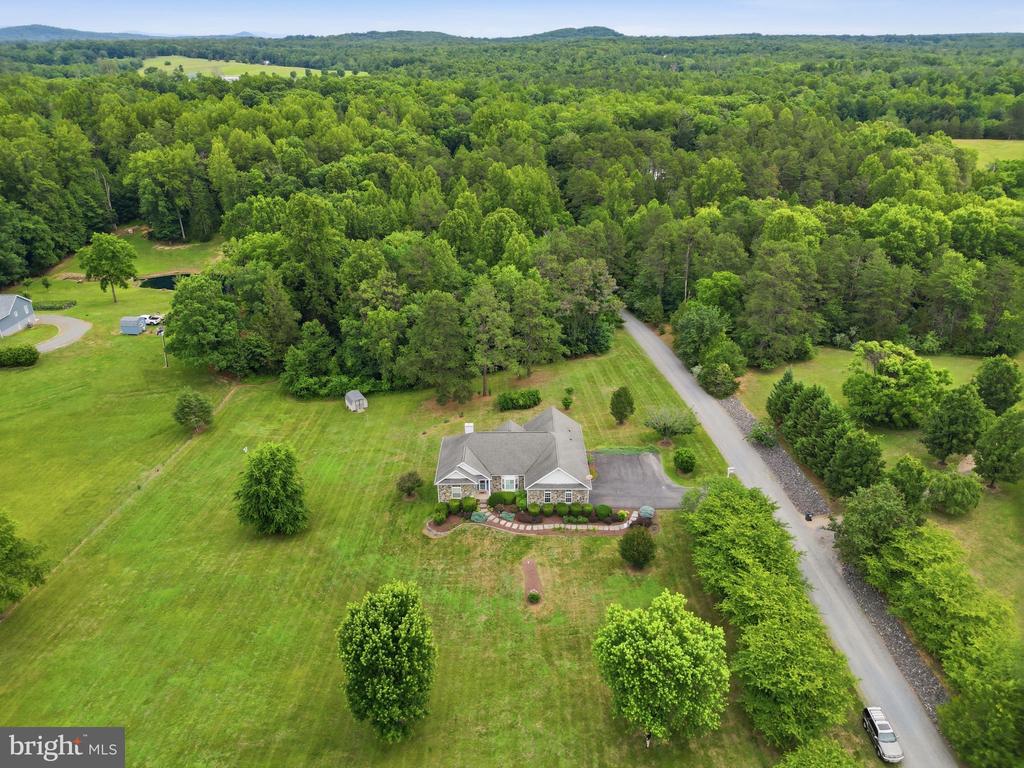 16082 LILY HILL WAY, CULPEPER, Virginia 22701, 3 Bedrooms Bedrooms, ,2 BathroomsBathrooms,Residential,16082 LILY HILL WAY,VACU2014082 MLS # VACU2014082 16082 LILY HILL WAY, CULPEPER, Virginia 22701, 3 Bedrooms Bedrooms, ,2 BathroomsBathrooms,Residential,16082 LILY HILL WAY,VACU2014082 MLS # VACU2014082