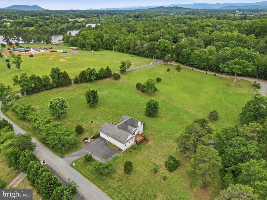 16082 LILY HILL WAY, CULPEPER, Virginia 22701, 3 Bedrooms Bedrooms, ,2 BathroomsBathrooms,Residential,16082 LILY HILL WAY,VACU2014082 MLS # VACU2014082 16082 LILY HILL WAY, CULPEPER, Virginia 22701, 3 Bedrooms Bedrooms, ,2 BathroomsBathrooms,Residential,16082 LILY HILL WAY,VACU2014082 MLS # VACU2014082