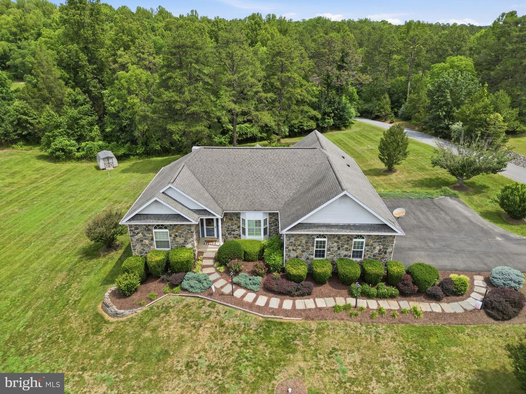 16082 LILY HILL WAY, CULPEPER, Virginia 22701, 3 Bedrooms Bedrooms, ,2 BathroomsBathrooms,Residential,16082 LILY HILL WAY,VACU2014082 MLS # VACU2014082 16082 LILY HILL WAY, CULPEPER, Virginia 22701, 3 Bedrooms Bedrooms, ,2 BathroomsBathrooms,Residential,16082 LILY HILL WAY,VACU2014082 MLS # VACU2014082