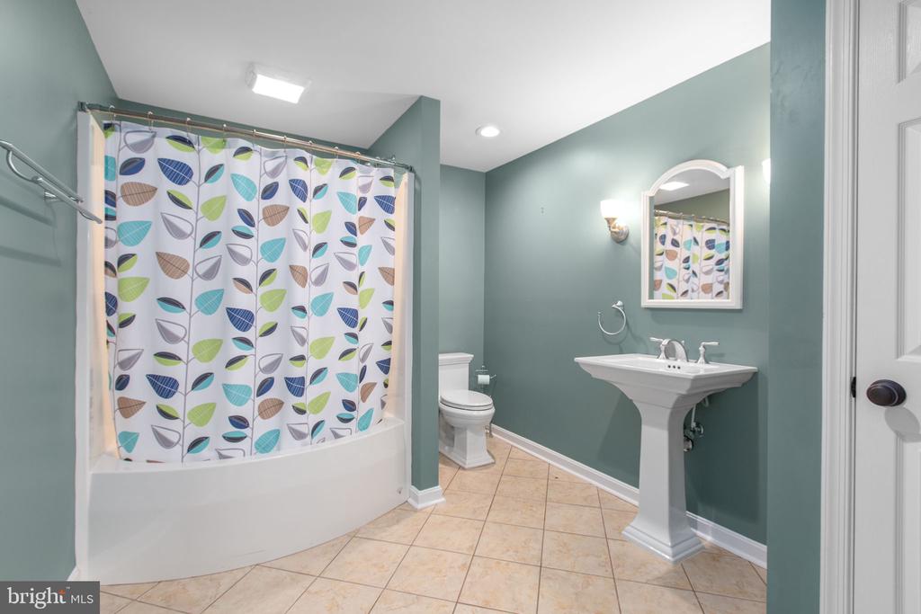 7410 NI RIVER LNDG, FREDERICKSBURG, Virginia 22407, 5 Bedrooms Bedrooms, ,4 BathroomsBathrooms,Residential,7410 NI RIVER LNDG,VASP2042732 MLS # VASP2042732 7410 NI RIVER LNDG, FREDERICKSBURG, Virginia 22407, 5 Bedrooms Bedrooms, ,4 BathroomsBathrooms,Residential,7410 NI RIVER LNDG,VASP2042732 MLS # VASP2042732