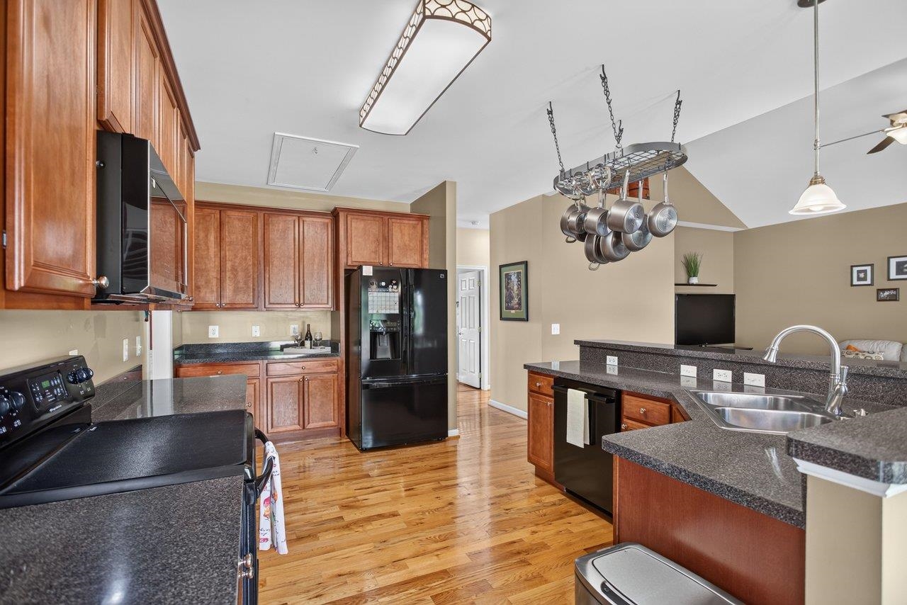 120 DAVID CIR, PENN LAIRD, Virginia 22846, 3 Bedrooms Bedrooms, ,2 BathroomsBathrooms,Residential,120 DAVID CIR,678595 MLS # 678595 120 DAVID CIR, PENN LAIRD, Virginia 22846, 3 Bedrooms Bedrooms, ,2 BathroomsBathrooms,Residential,120 DAVID CIR,678595 MLS # 678595