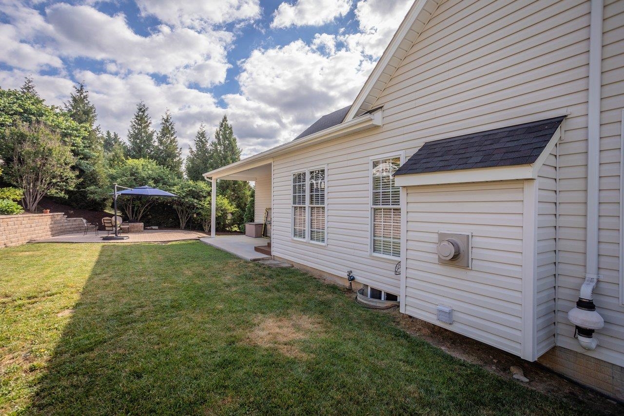 120 DAVID CIR, PENN LAIRD, Virginia 22846, 3 Bedrooms Bedrooms, ,2 BathroomsBathrooms,Residential,120 DAVID CIR,678595 MLS # 678595 120 DAVID CIR, PENN LAIRD, Virginia 22846, 3 Bedrooms Bedrooms, ,2 BathroomsBathrooms,Residential,120 DAVID CIR,678595 MLS # 678595