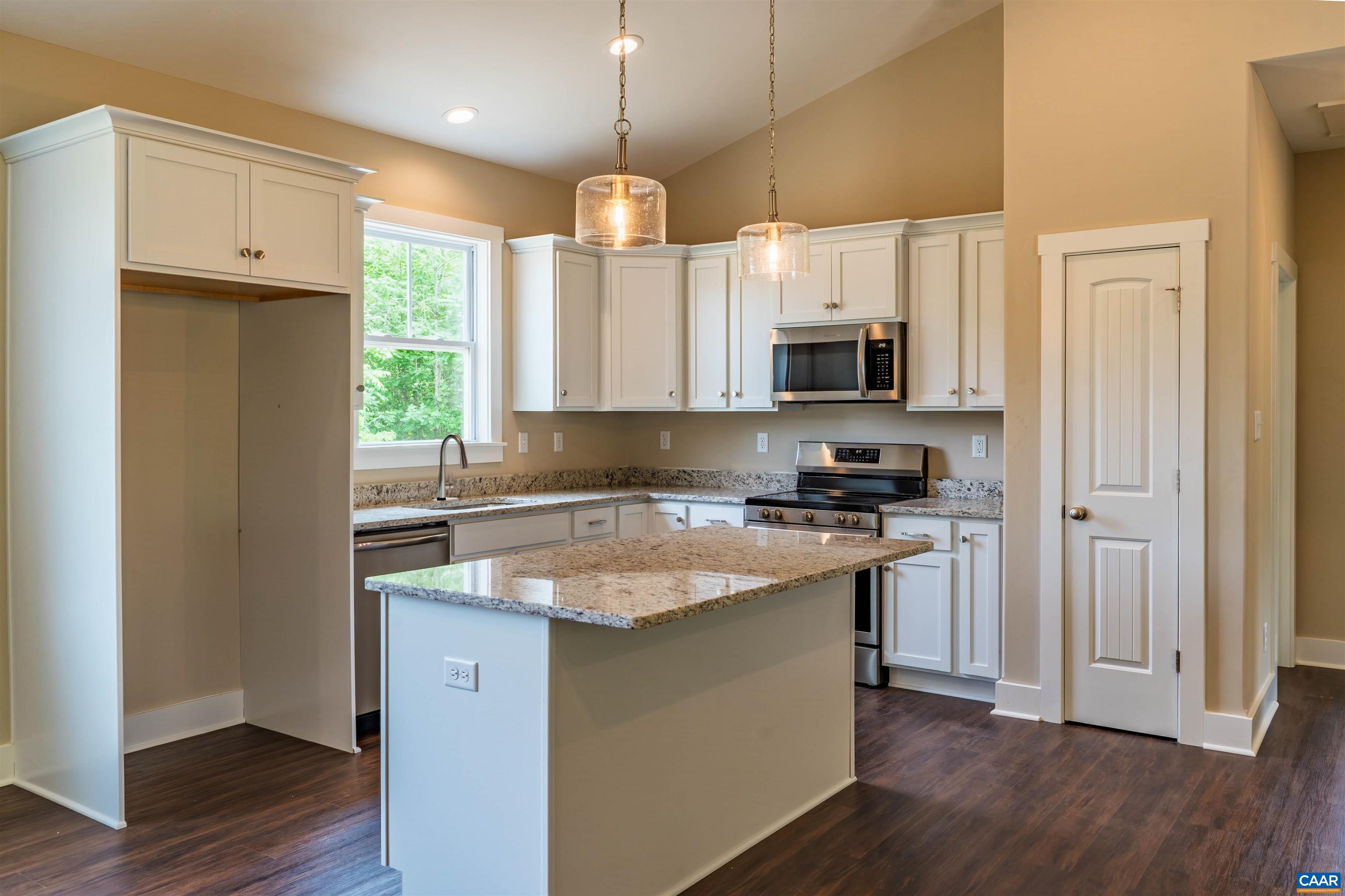 5712 DARLINGTON HEIGHTS RD, FARMVILLE, Virginia 23901, 3 Bedrooms Bedrooms, ,2 BathroomsBathrooms,Residential,5712 Darlington Heights Rd, Farmville, VA 23901, P,5712 DARLINGTON HEIGHTS RD,678668 MLS # 678668 5712 DARLINGTON HEIGHTS RD, FARMVILLE, Virginia 23901, 3 Bedrooms Bedrooms, ,2 BathroomsBathrooms,Residential,5712 Darlington Heights Rd, Farmville, VA 23901, P,5712 DARLINGTON HEIGHTS RD,678668 MLS # 678668