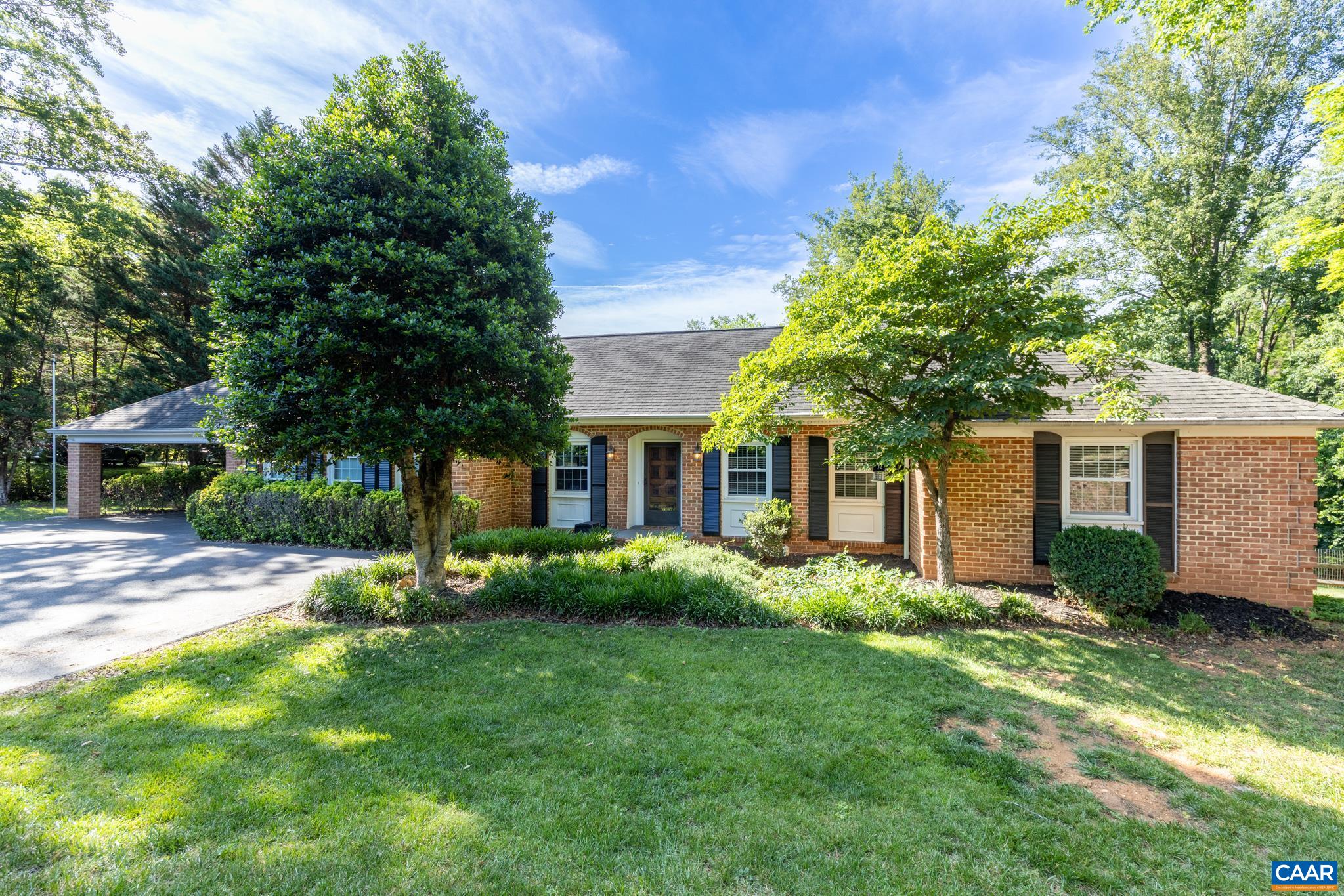 122 BOLLINGBROOK DR, CHARLOTTESVILLE, Virginia 22911, 5 Bedrooms Bedrooms, ,3 BathroomsBathrooms,Residential,122 BOLLINGBROOK DR,678671 MLS # 678671