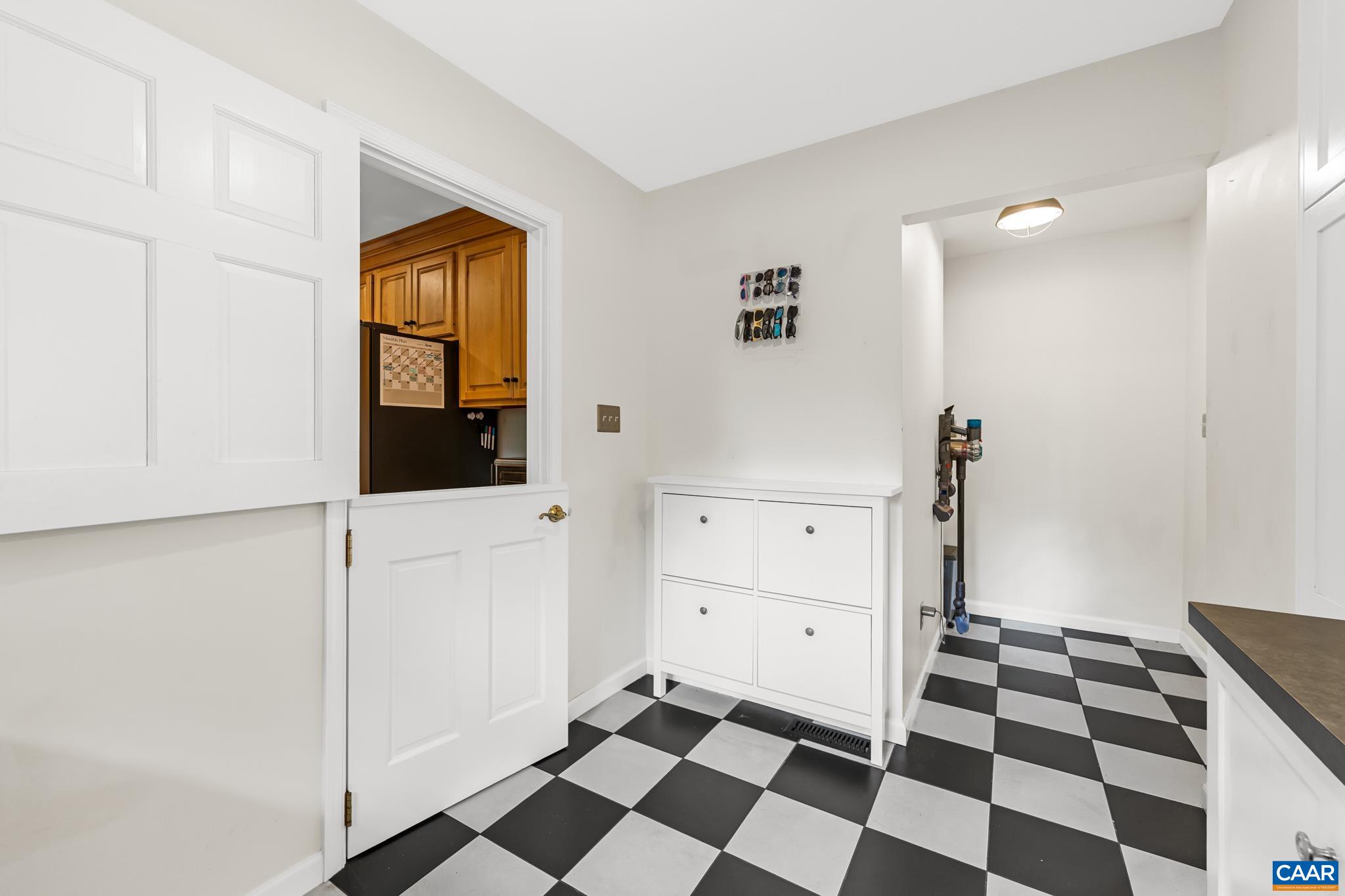 122 BOLLINGBROOK DR, CHARLOTTESVILLE, Virginia 22911, 5 Bedrooms Bedrooms, ,3 BathroomsBathrooms,Residential,122 BOLLINGBROOK DR,678671 MLS # 678671