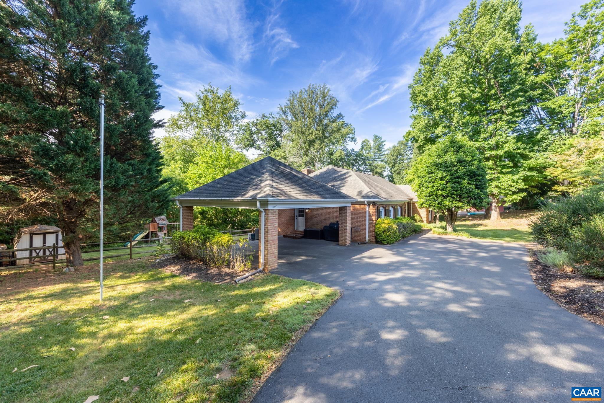 122 BOLLINGBROOK DR, CHARLOTTESVILLE, Virginia 22911, 5 Bedrooms Bedrooms, ,3 BathroomsBathrooms,Residential,122 BOLLINGBROOK DR,678671 MLS # 678671