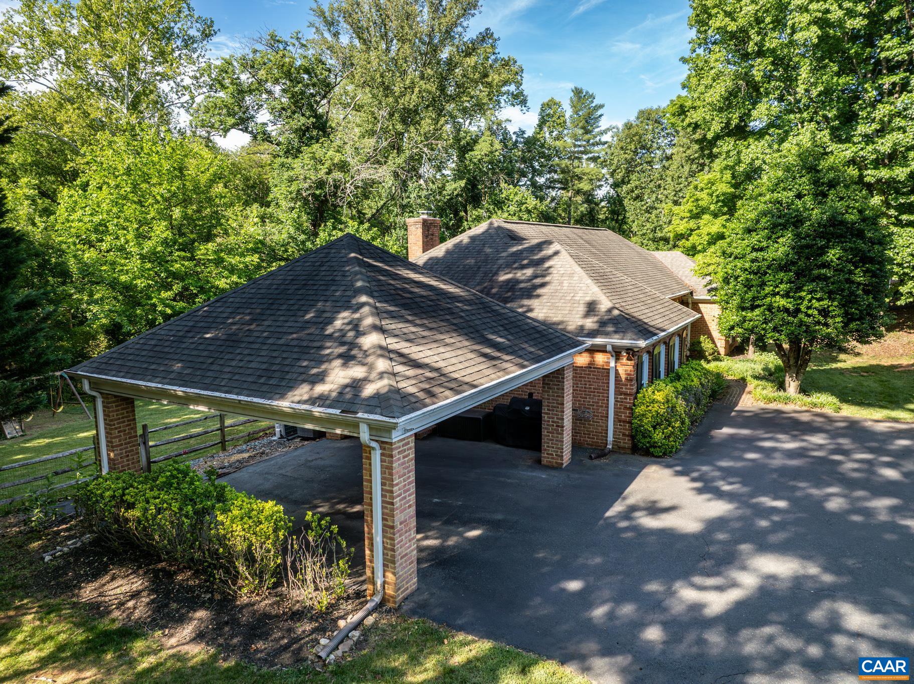 122 BOLLINGBROOK DR, CHARLOTTESVILLE, Virginia 22911, 5 Bedrooms Bedrooms, ,3 BathroomsBathrooms,Residential,122 BOLLINGBROOK DR,678671 MLS # 678671