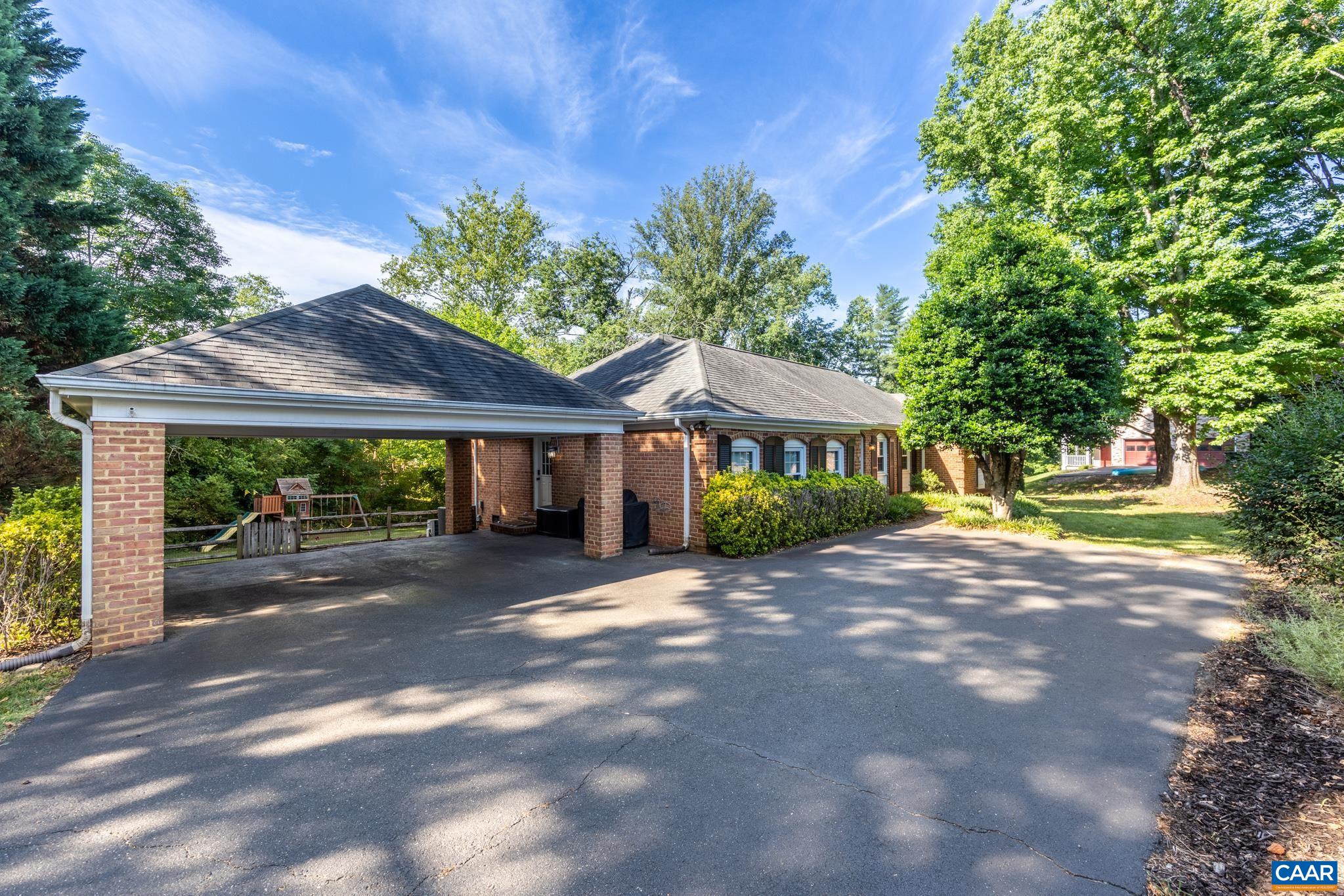 122 BOLLINGBROOK DR, CHARLOTTESVILLE, Virginia 22911, 5 Bedrooms Bedrooms, ,3 BathroomsBathrooms,Residential,122 BOLLINGBROOK DR,678671 MLS # 678671