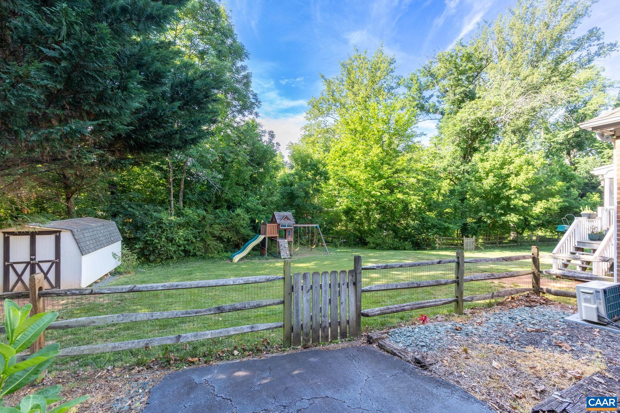 122 BOLLINGBROOK DR, CHARLOTTESVILLE, Virginia 22911, 5 Bedrooms Bedrooms, ,3 BathroomsBathrooms,Residential,122 BOLLINGBROOK DR,678671 MLS # 678671