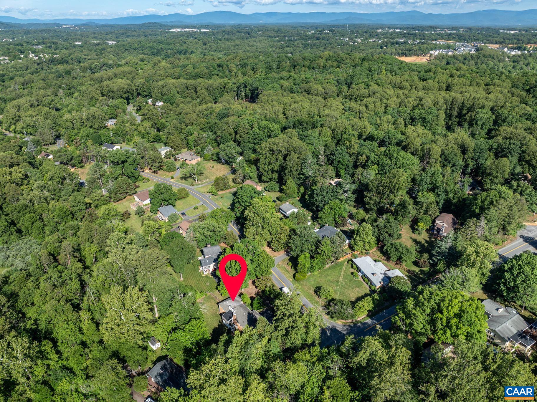 122 BOLLINGBROOK DR, CHARLOTTESVILLE, Virginia 22911, 5 Bedrooms Bedrooms, ,3 BathroomsBathrooms,Residential,122 BOLLINGBROOK DR,678671 MLS # 678671