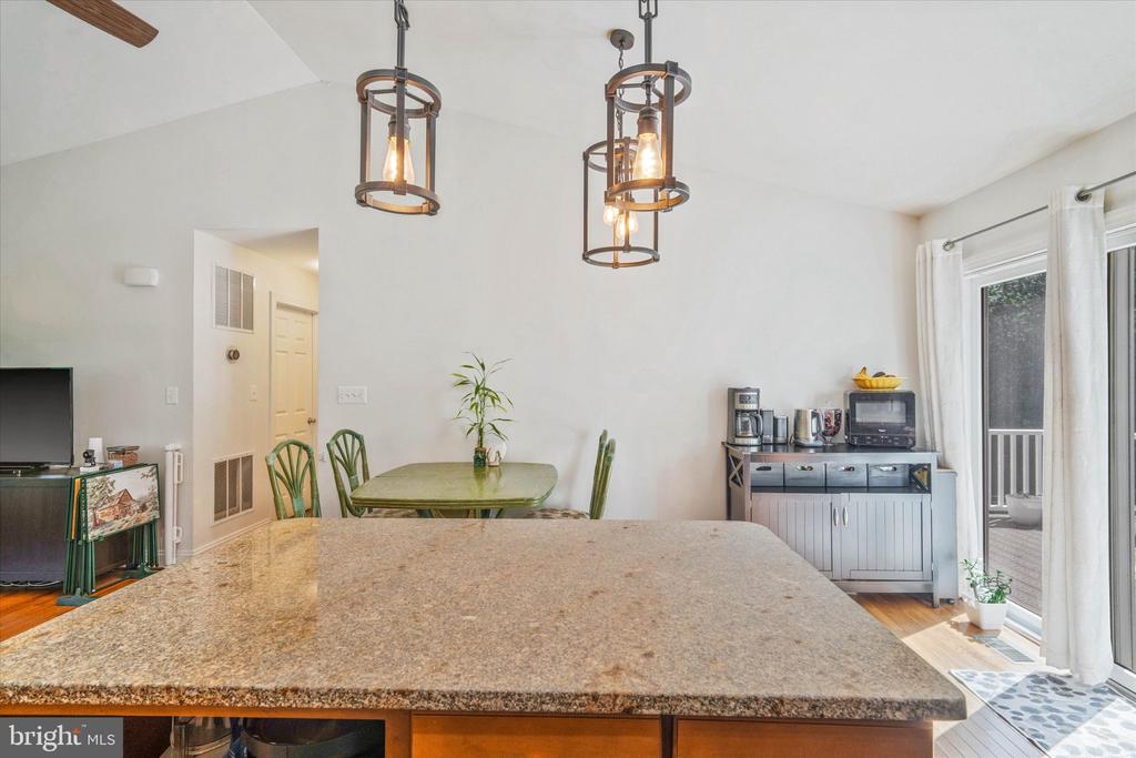 5030 TIMBER KNOLL LN, WARRENTON, Virginia 20186, 3 Bedrooms Bedrooms, ,2 BathroomsBathrooms,Residential,5030 TIMBER KNOLL LN,VAFQ2022442 MLS # VAFQ2022442 5030 TIMBER KNOLL LN, WARRENTON, Virginia 20186, 3 Bedrooms Bedrooms, ,2 BathroomsBathrooms,Residential,5030 TIMBER KNOLL LN,VAFQ2022442 MLS # VAFQ2022442