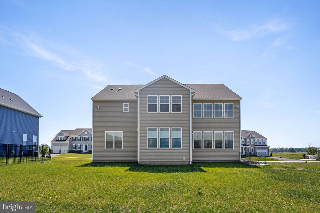 10052 PREMIER ST, FREDERICKSBURG, Virginia 22408, 5 Bedrooms Bedrooms, ,4 BathroomsBathrooms,Residential,10052 PREMIER ST,VASP2043106 MLS # VASP2043106