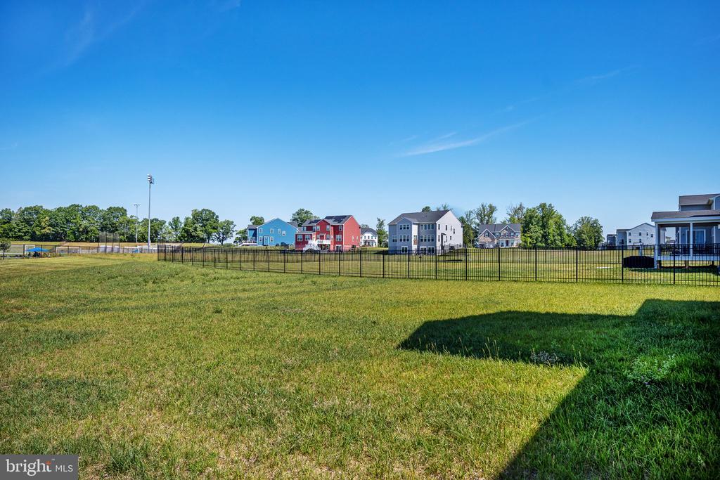10052 PREMIER ST, FREDERICKSBURG, Virginia 22408, 5 Bedrooms Bedrooms, ,4 BathroomsBathrooms,Residential,10052 PREMIER ST,VASP2043106 MLS # VASP2043106