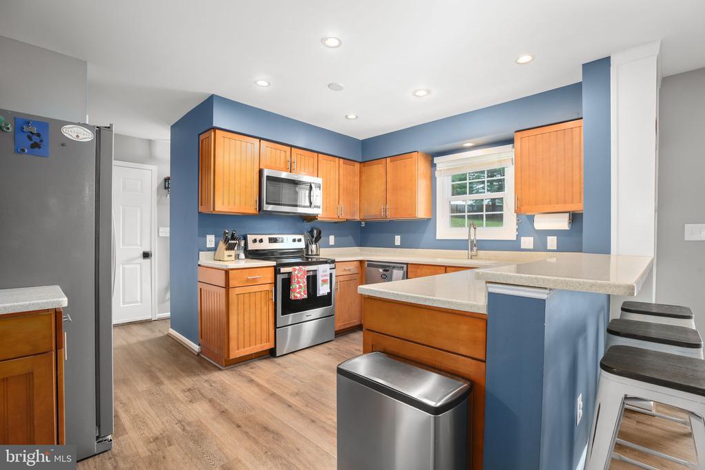 7303 LORD BARTON DR, FREDERICKSBURG, Virginia 22407, 3 Bedrooms Bedrooms, ,3 BathroomsBathrooms,Residential,7303 LORD BARTON DR,VASP2043112 MLS # VASP2043112 7303 LORD BARTON DR, FREDERICKSBURG, Virginia 22407, 3 Bedrooms Bedrooms, ,3 BathroomsBathrooms,Residential,7303 LORD BARTON DR,VASP2043112 MLS # VASP2043112