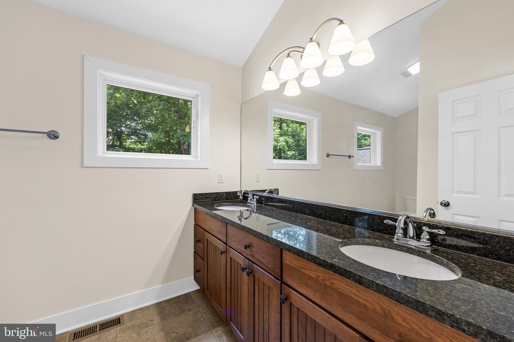 75 N FOREST DR, Virginia 22967, 4 Bedrooms Bedrooms, ,3 BathroomsBathrooms,Residential,75 N FOREST DR,VANL2000690 MLS # VANL2000690 75 N FOREST DR, Virginia 22967, 4 Bedrooms Bedrooms, ,3 BathroomsBathrooms,Residential,75 N FOREST DR,VANL2000690 MLS # VANL2000690