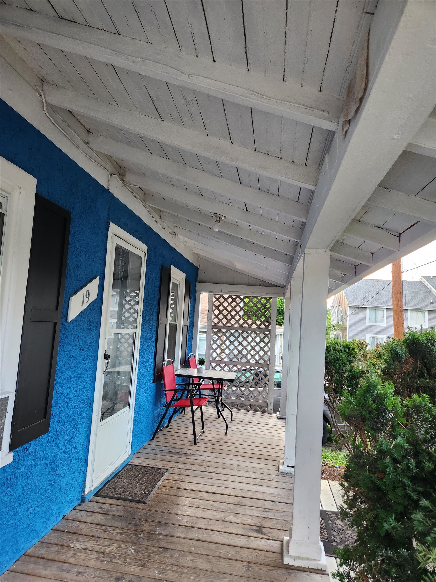 19 W WEAVER AVE, HARRISONBURG, Virginia 22801, 1 Bedroom Bedrooms, ,1 BathroomBathrooms,Residential,SINGLE FAMILY HOME,19 W WEAVER AVE,678681 MLS # 678681