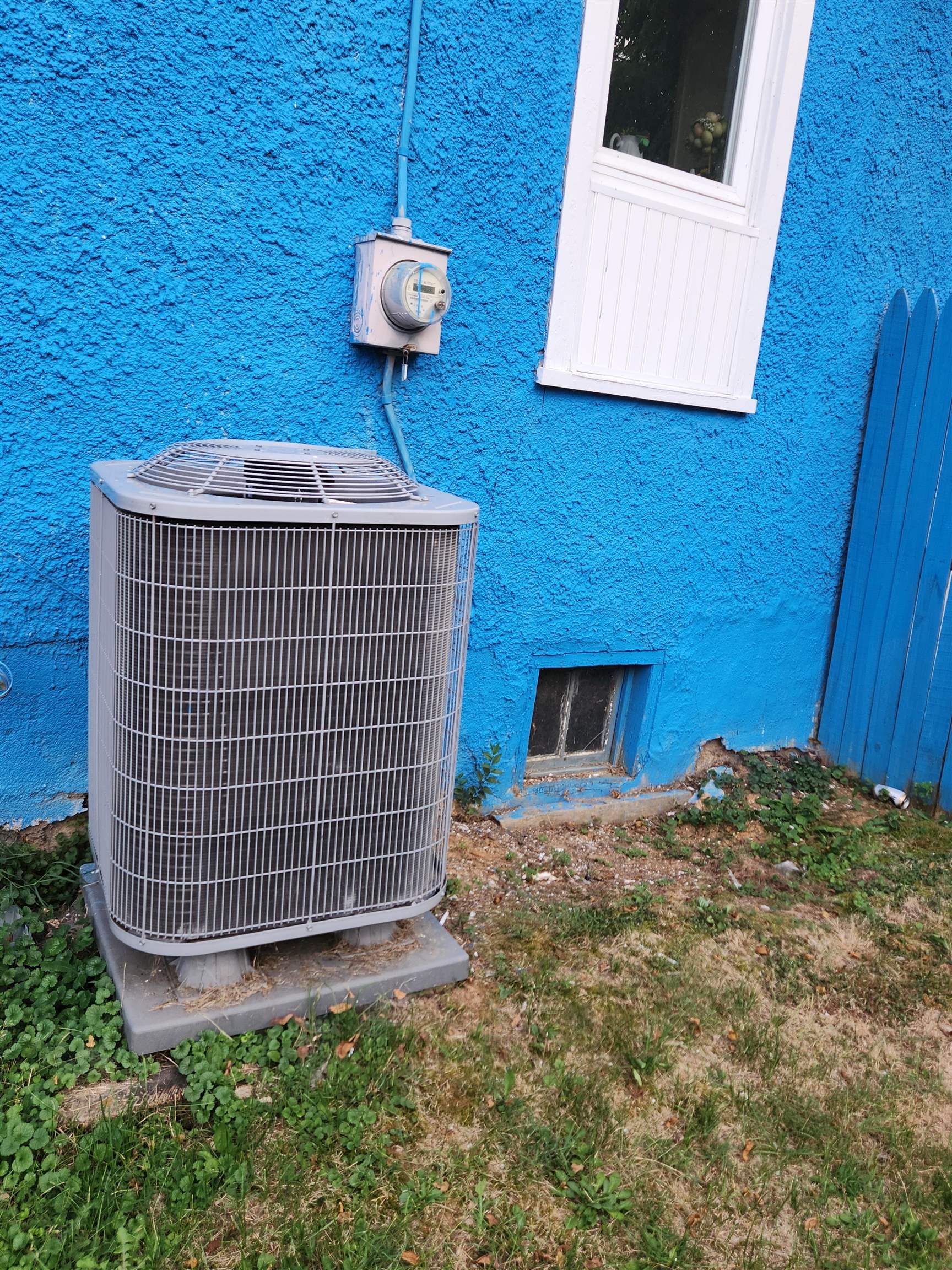 19 W WEAVER AVE, HARRISONBURG, Virginia 22801, 1 Bedroom Bedrooms, ,1 BathroomBathrooms,Residential,SINGLE FAMILY HOME,19 W WEAVER AVE,678681 MLS # 678681