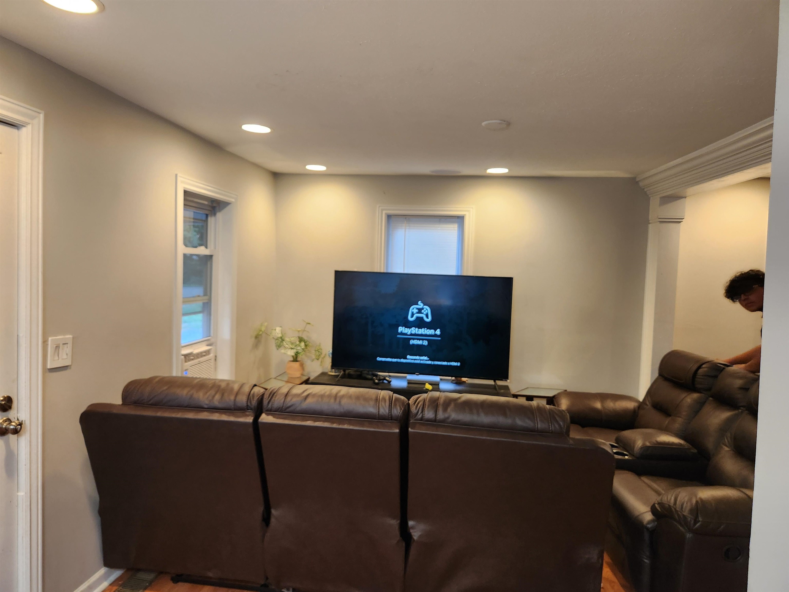 19 W WEAVER AVE, HARRISONBURG, Virginia 22801, 1 Bedroom Bedrooms, ,1 BathroomBathrooms,Residential,SINGLE FAMILY HOME,19 W WEAVER AVE,678681 MLS # 678681
