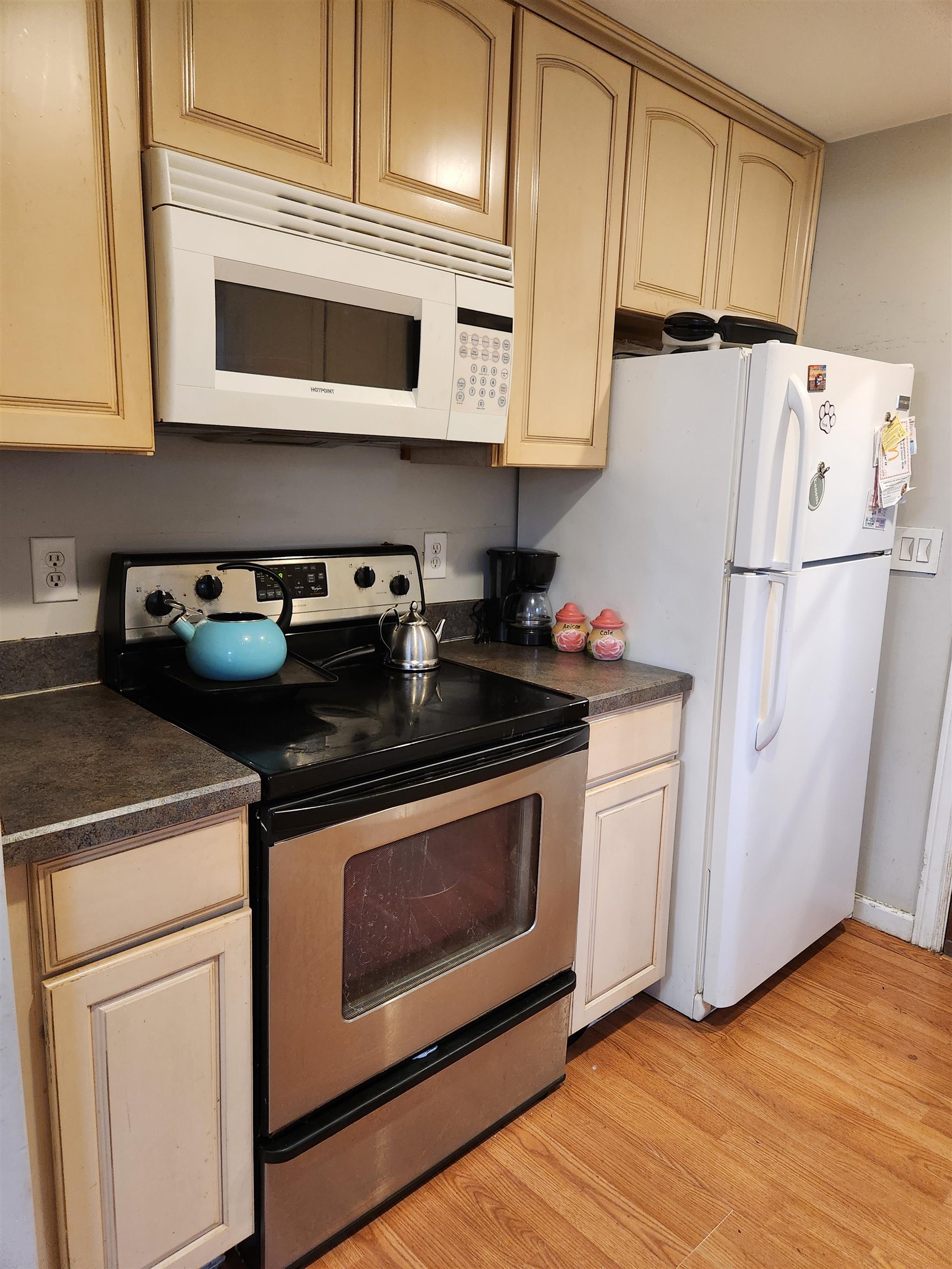 19 W WEAVER AVE, HARRISONBURG, Virginia 22801, 1 Bedroom Bedrooms, ,1 BathroomBathrooms,Residential,SINGLE FAMILY HOME,19 W WEAVER AVE,678681 MLS # 678681