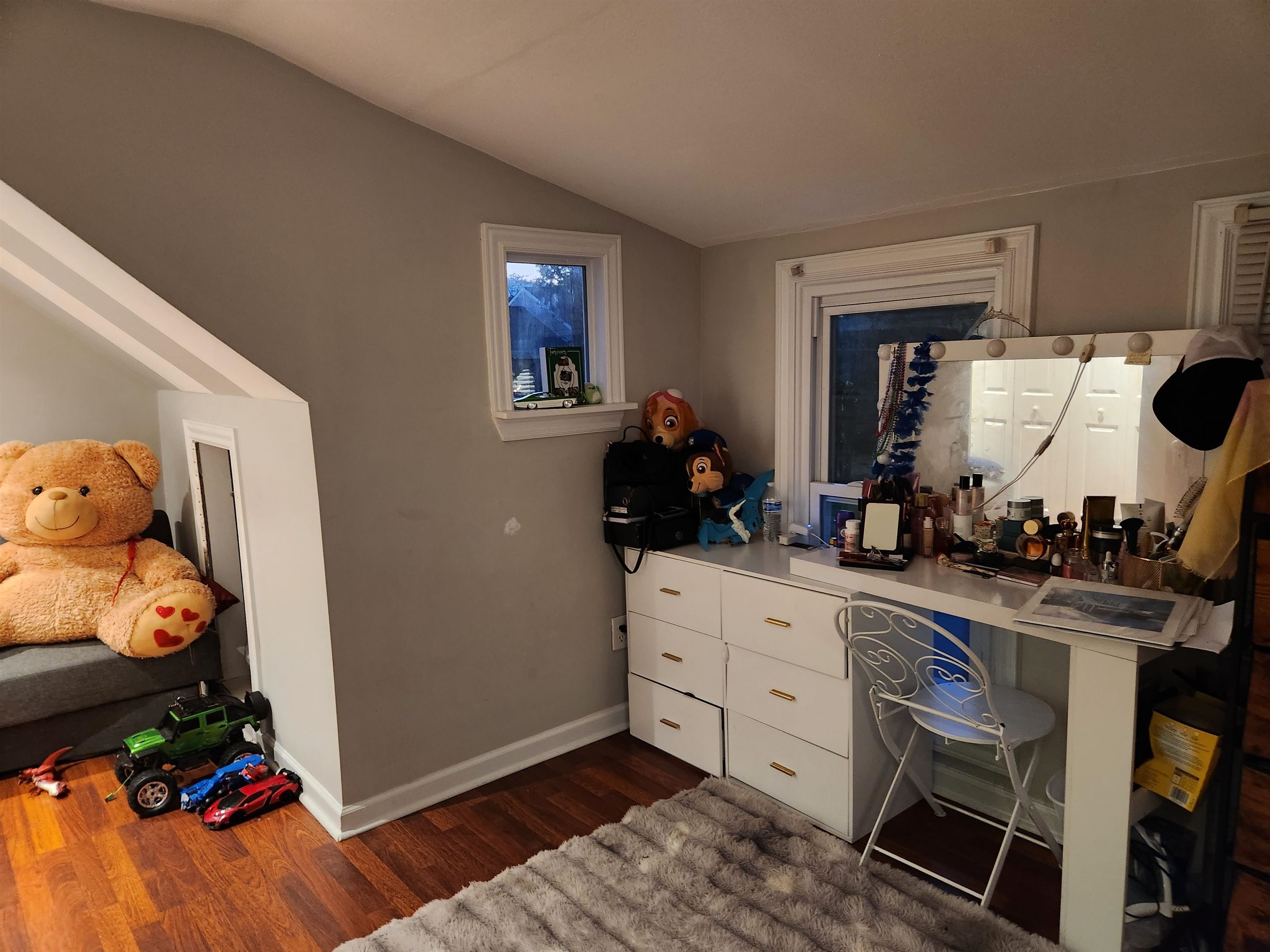 19 W WEAVER AVE, HARRISONBURG, Virginia 22801, 1 Bedroom Bedrooms, ,1 BathroomBathrooms,Residential,SINGLE FAMILY HOME,19 W WEAVER AVE,678681 MLS # 678681
