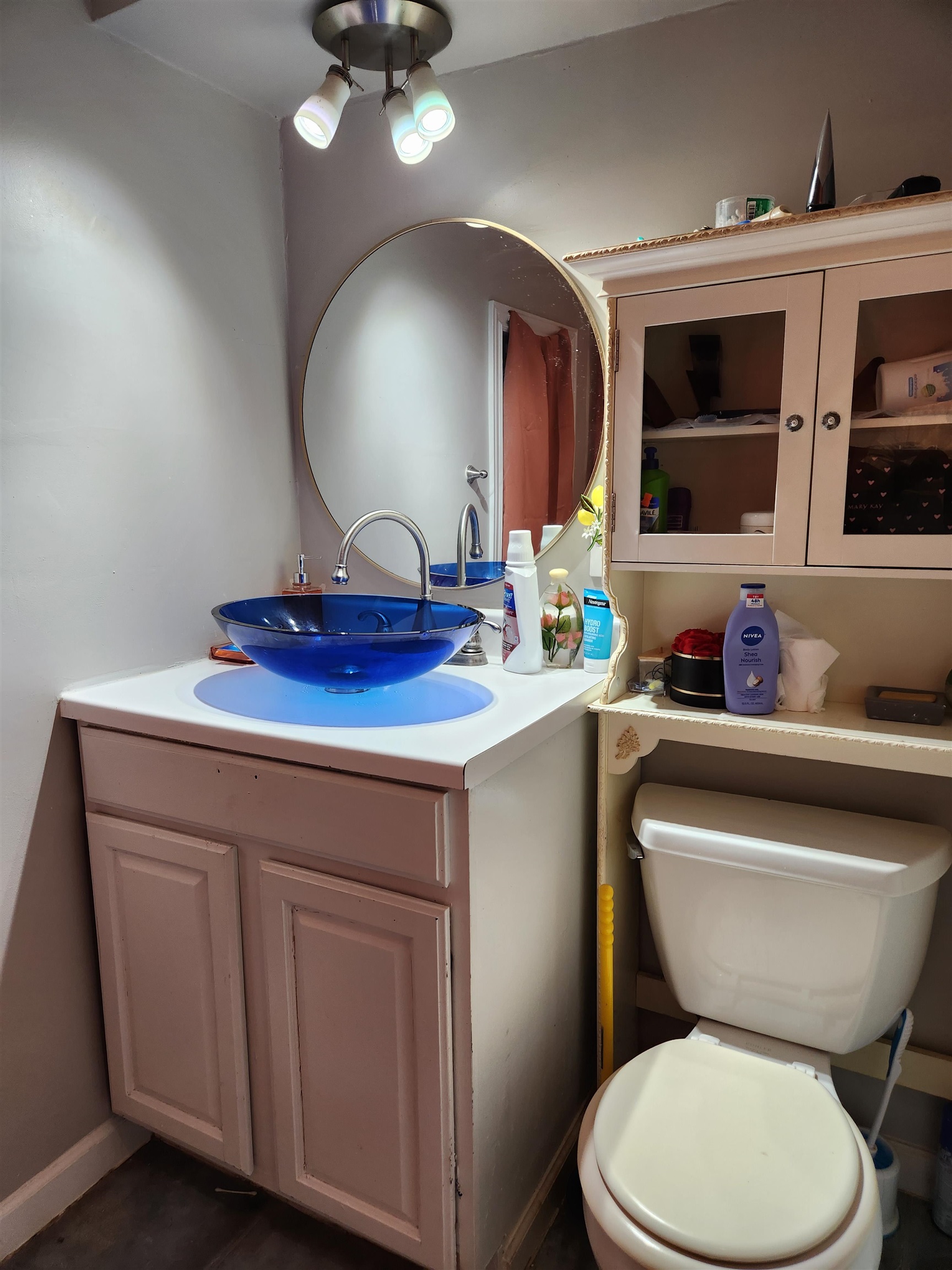 19 W WEAVER AVE, HARRISONBURG, Virginia 22801, 1 Bedroom Bedrooms, ,1 BathroomBathrooms,Residential,SINGLE FAMILY HOME,19 W WEAVER AVE,678681 MLS # 678681