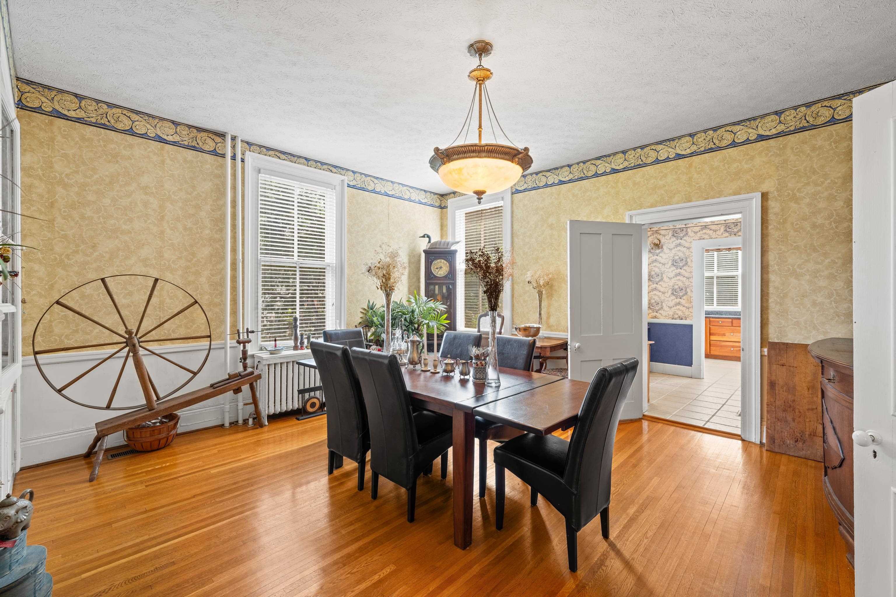 923 N AUGUSTA ST, STAUNTON, Virginia 24401, 5 Bedrooms Bedrooms, ,3 BathroomsBathrooms,Residential,923 N AUGUSTA ST,678683 MLS # 678683 923 N AUGUSTA ST, STAUNTON, Virginia 24401, 5 Bedrooms Bedrooms, ,3 BathroomsBathrooms,Residential,923 N AUGUSTA ST,678683 MLS # 678683