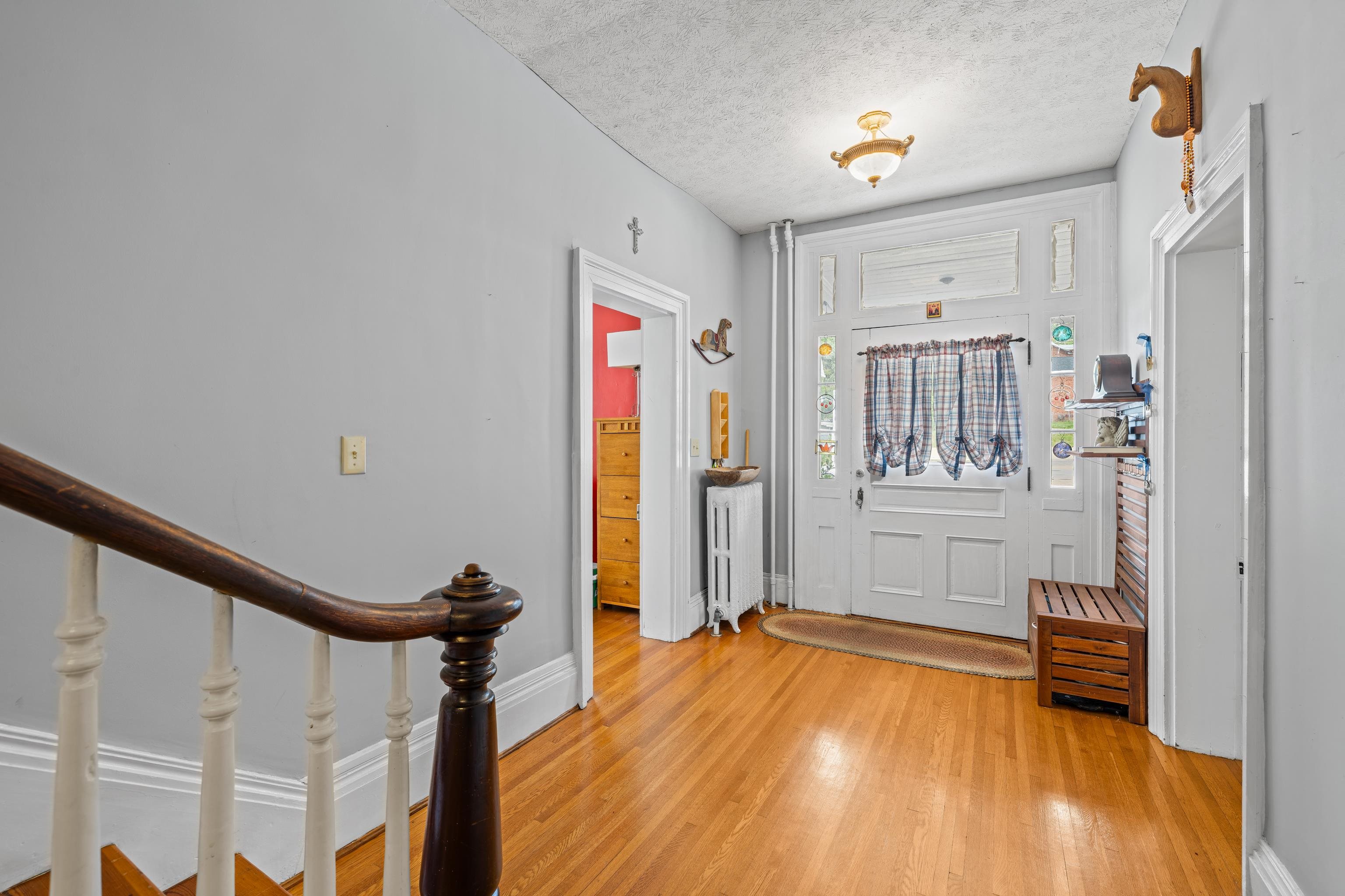923 N AUGUSTA ST, STAUNTON, Virginia 24401, 5 Bedrooms Bedrooms, ,3 BathroomsBathrooms,Residential,923 N AUGUSTA ST,678683 MLS # 678683 923 N AUGUSTA ST, STAUNTON, Virginia 24401, 5 Bedrooms Bedrooms, ,3 BathroomsBathrooms,Residential,923 N AUGUSTA ST,678683 MLS # 678683