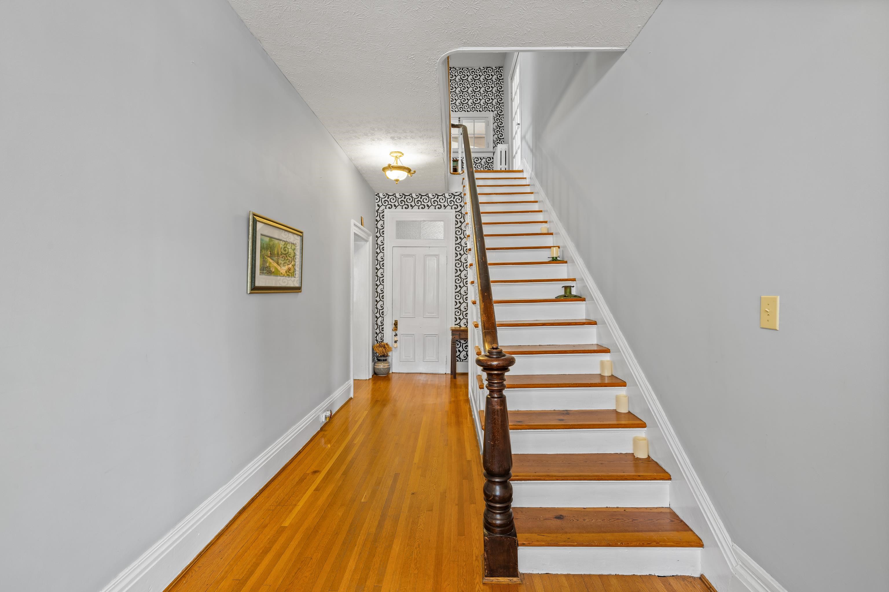 923 N AUGUSTA ST, STAUNTON, Virginia 24401, 5 Bedrooms Bedrooms, ,3 BathroomsBathrooms,Residential,923 N AUGUSTA ST,678683 MLS # 678683 923 N AUGUSTA ST, STAUNTON, Virginia 24401, 5 Bedrooms Bedrooms, ,3 BathroomsBathrooms,Residential,923 N AUGUSTA ST,678683 MLS # 678683