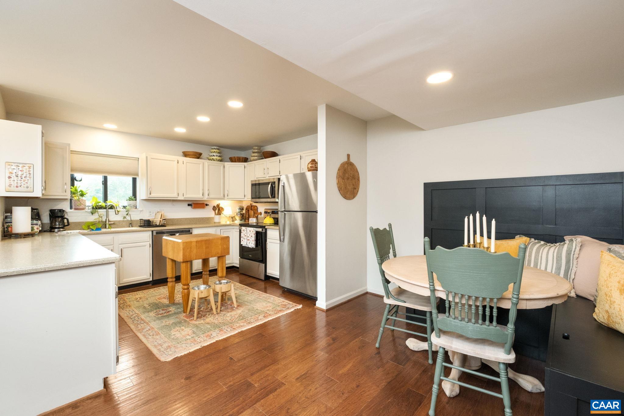 1067 HIGHLAND DR, CHARLOTTESVILLE, Virginia 22901, 3 Bedrooms Bedrooms, ,2 BathroomsBathrooms,Residential,1067 HIGHLAND DR,678687 MLS # 678687 1067 HIGHLAND DR, CHARLOTTESVILLE, Virginia 22901, 3 Bedrooms Bedrooms, ,2 BathroomsBathrooms,Residential,1067 HIGHLAND DR,678687 MLS # 678687