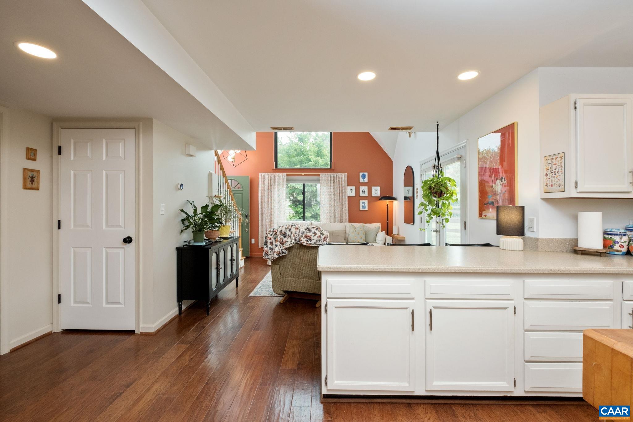 1067 HIGHLAND DR, CHARLOTTESVILLE, Virginia 22901, 3 Bedrooms Bedrooms, ,2 BathroomsBathrooms,Residential,1067 HIGHLAND DR,678687 MLS # 678687 1067 HIGHLAND DR, CHARLOTTESVILLE, Virginia 22901, 3 Bedrooms Bedrooms, ,2 BathroomsBathrooms,Residential,1067 HIGHLAND DR,678687 MLS # 678687