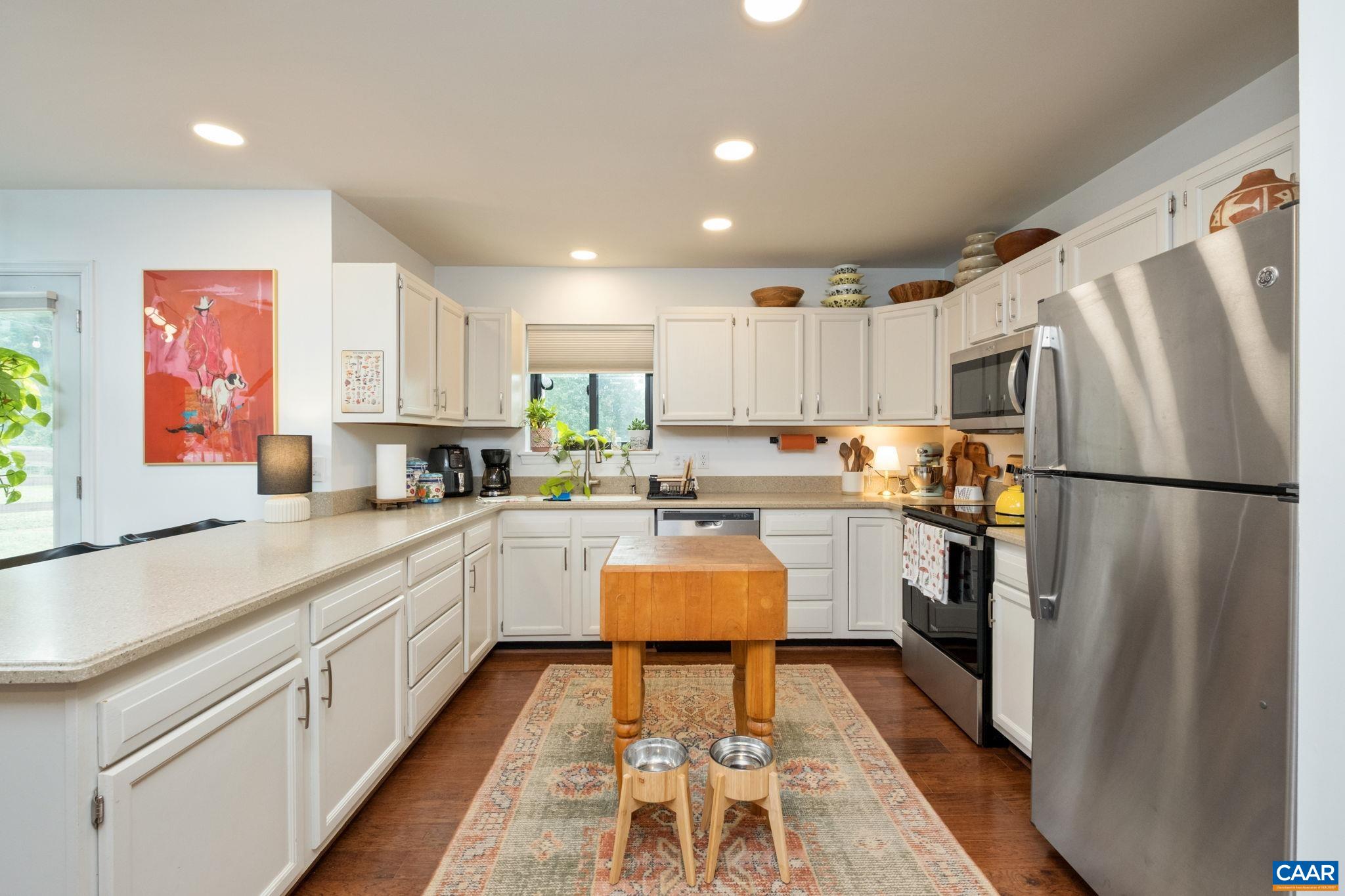1067 HIGHLAND DR, CHARLOTTESVILLE, Virginia 22901, 3 Bedrooms Bedrooms, ,2 BathroomsBathrooms,Residential,1067 HIGHLAND DR,678687 MLS # 678687 1067 HIGHLAND DR, CHARLOTTESVILLE, Virginia 22901, 3 Bedrooms Bedrooms, ,2 BathroomsBathrooms,Residential,1067 HIGHLAND DR,678687 MLS # 678687