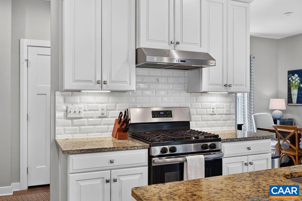 3413 STEAMER DR, CHARLOTTESVILLE, Virginia 22947, 4 Bedrooms Bedrooms, ,3 BathroomsBathrooms,Residential,3413 STEAMER DR,678458 MLS # 678458 3413 STEAMER DR, CHARLOTTESVILLE, Virginia 22947, 4 Bedrooms Bedrooms, ,3 BathroomsBathrooms,Residential,3413 STEAMER DR,678458 MLS # 678458